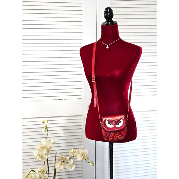 Art93 Women's Red Leather Owl Hand-Stitched Crossbody Purse Size Small 1699 - Picture 2 of 11
